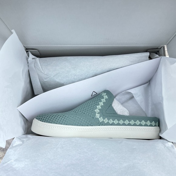 NIB Earth Origins Zilly 8 39 Slip On Comfort Casual Sneaker Mules Dusty Green - Picture 10 of 13